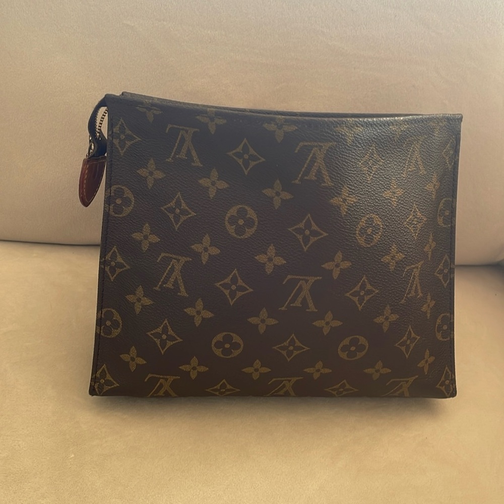 Vintage Louis Vuitton Toiletry Bag (1980s)
